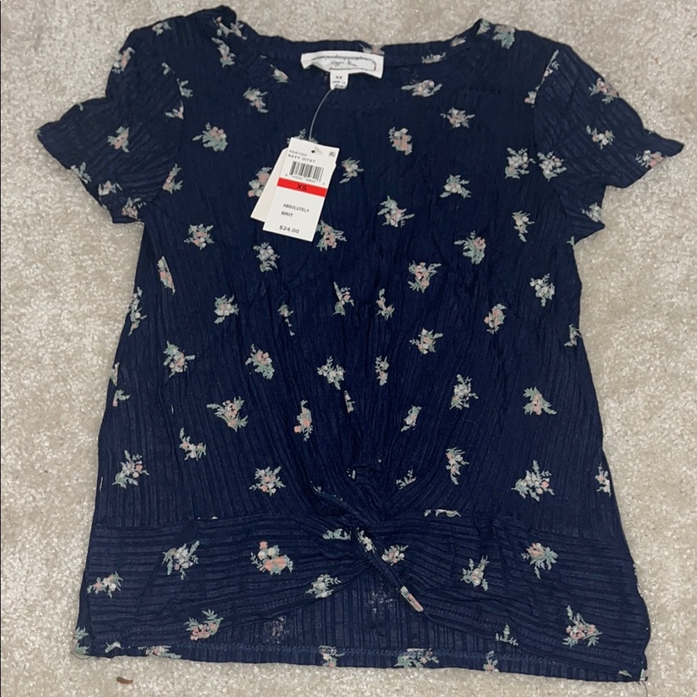Hippie Rose Navy Blue w/ flowers Short Sleeve Blouse with knotted front bottom